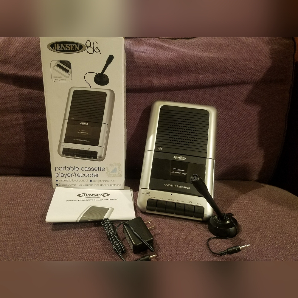 Jensen MCR 100 cassette player recorder
